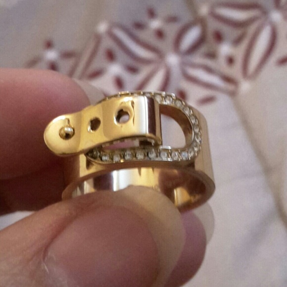 Michael kors ring - Picture 3 of 3